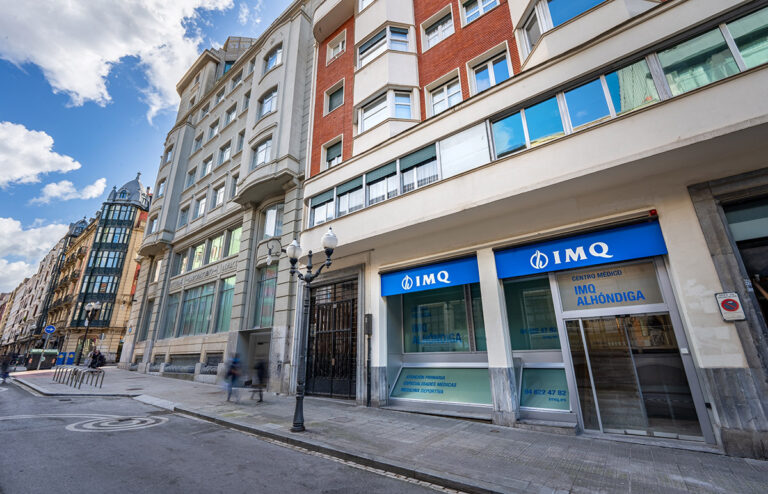 IMQ Alhóndiga. Policonsultorio en el centro de Bilbao.